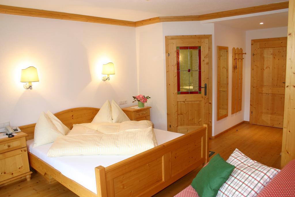 Hotel Pension Theresia Pichl-Preunegg Chambre photo